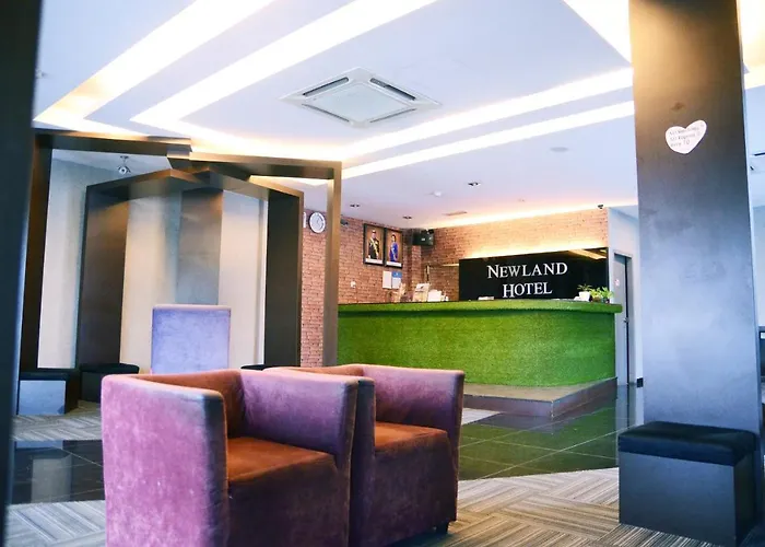 Newland Hotel